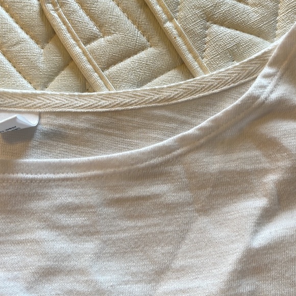 Old Navy 3/4 sleeve striped top (1) - Picture 6 of 6